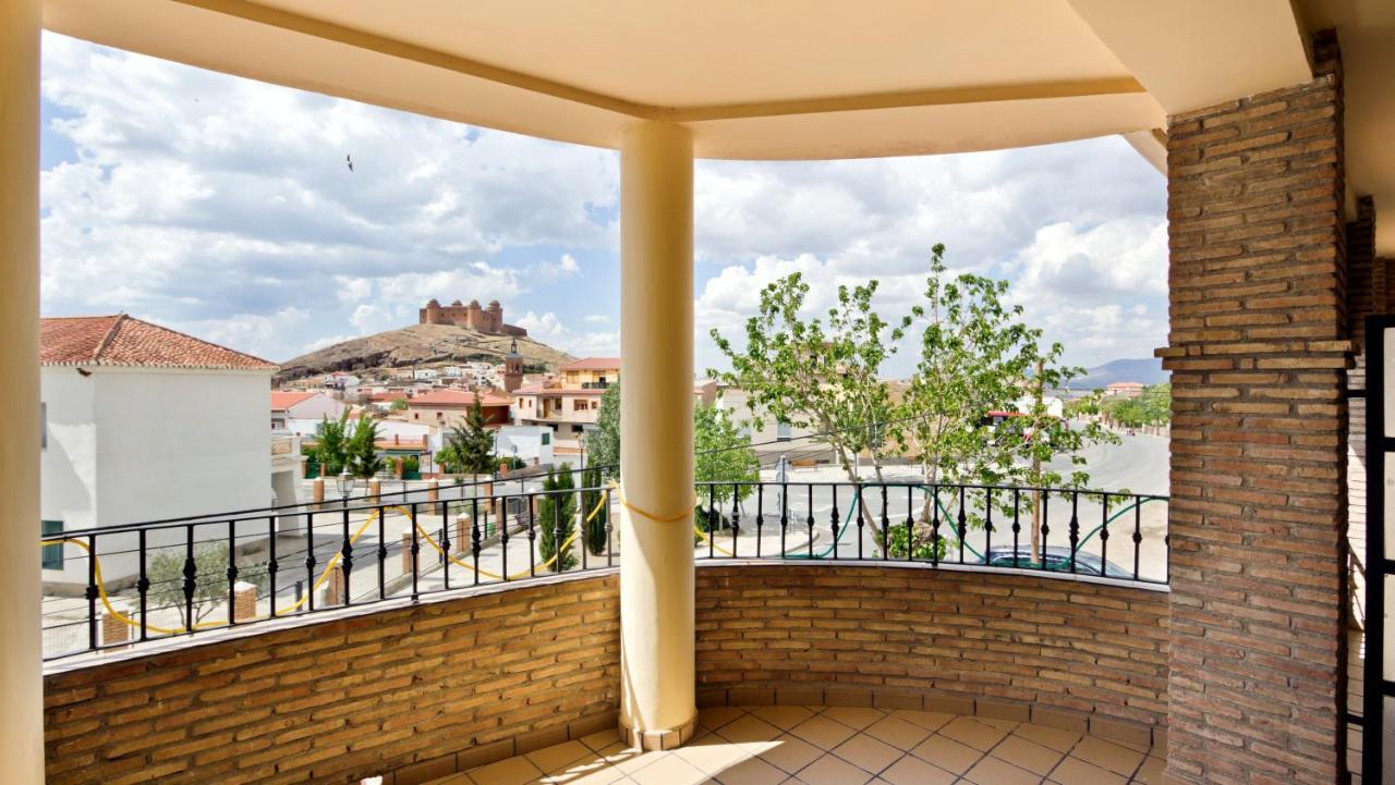 Labella - Hostal Rural Restaurante La Calahorra Dış mekan fotoğraf