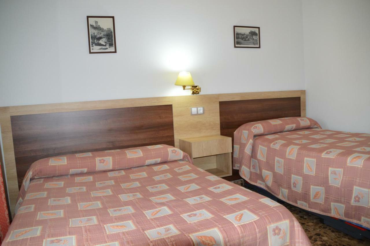 Labella - Hostal Rural Restaurante La Calahorra Dış mekan fotoğraf