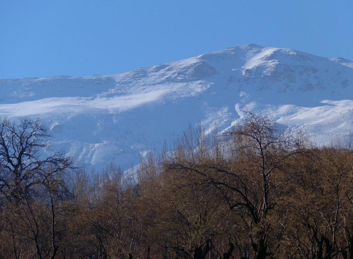 Labella - Hostal Rural Restaurante La Calahorra Dış mekan fotoğraf