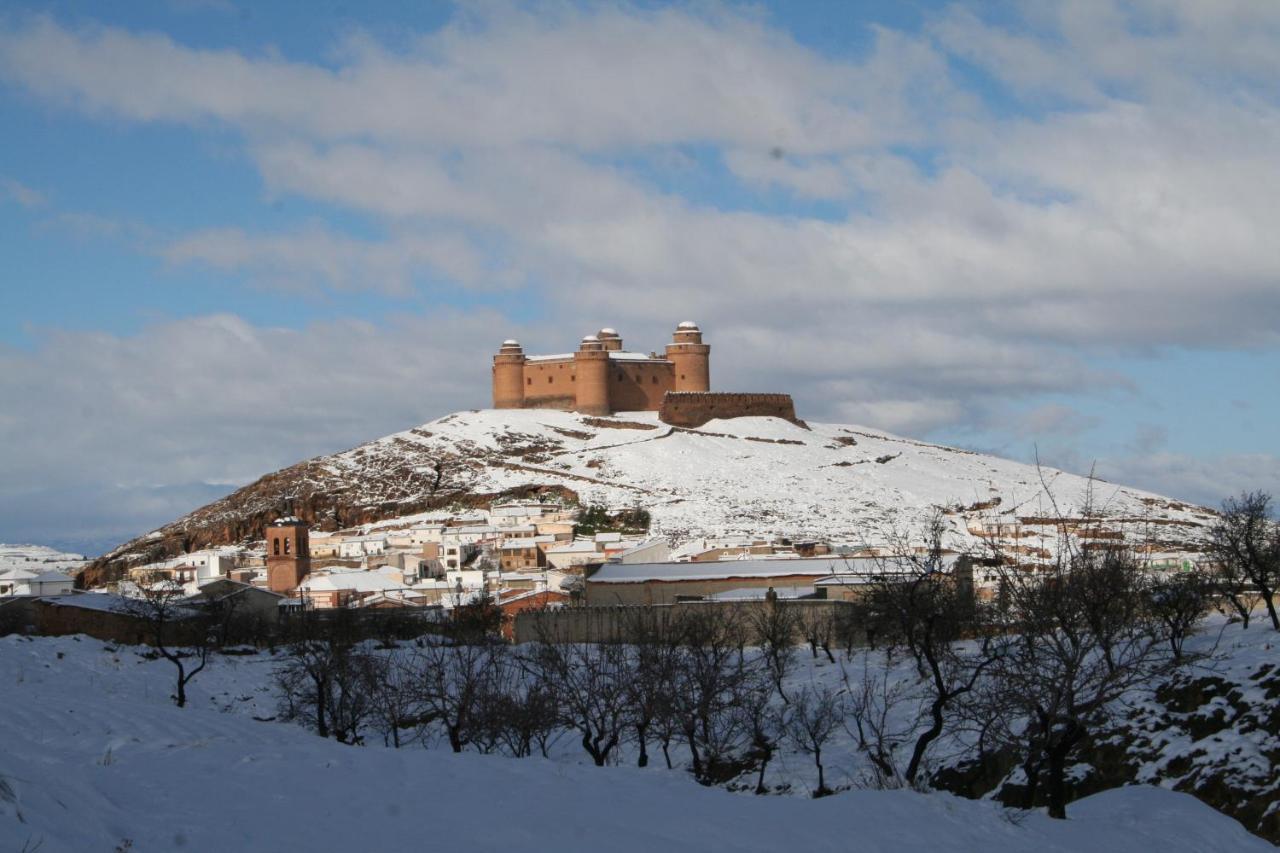 Labella - Hostal Rural Restaurante La Calahorra Dış mekan fotoğraf