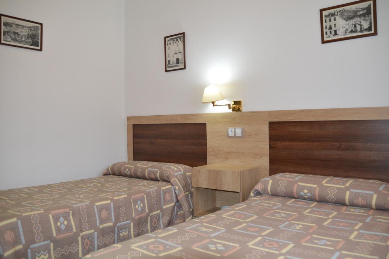 Labella - Hostal Rural Restaurante La Calahorra Dış mekan fotoğraf